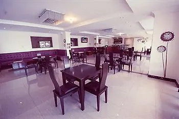Clarkk Renaissance Hotel Angeles Fülöp-szigetek